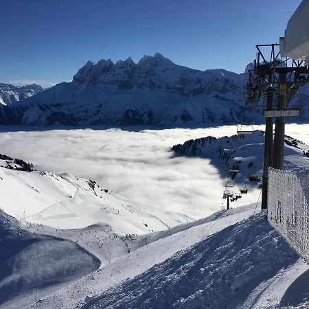 Chalet Les Flats Face Au Dents Du Midi Сasa de vacaciones *